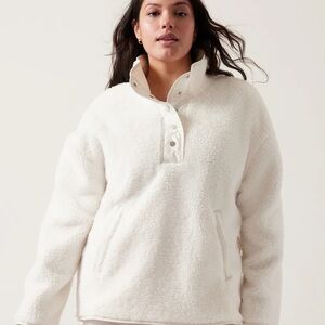 Athleta cozy sherpa snap sweatshirt size M Magnolia White